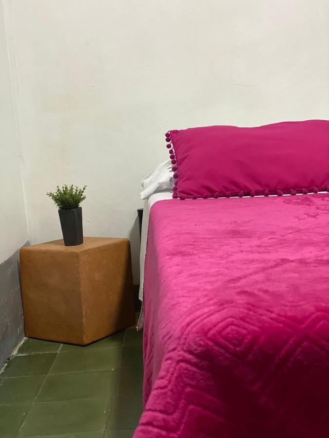 Hostal Casa Estacion Medellín Dış mekan fotoğraf